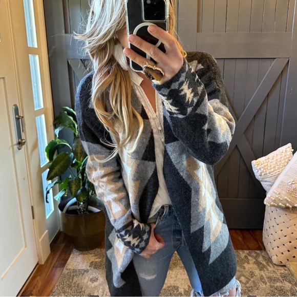 New Aztec Western Print Grey Long Cardigan Sweater Coat Western Cowichan - Picture 2 of 11